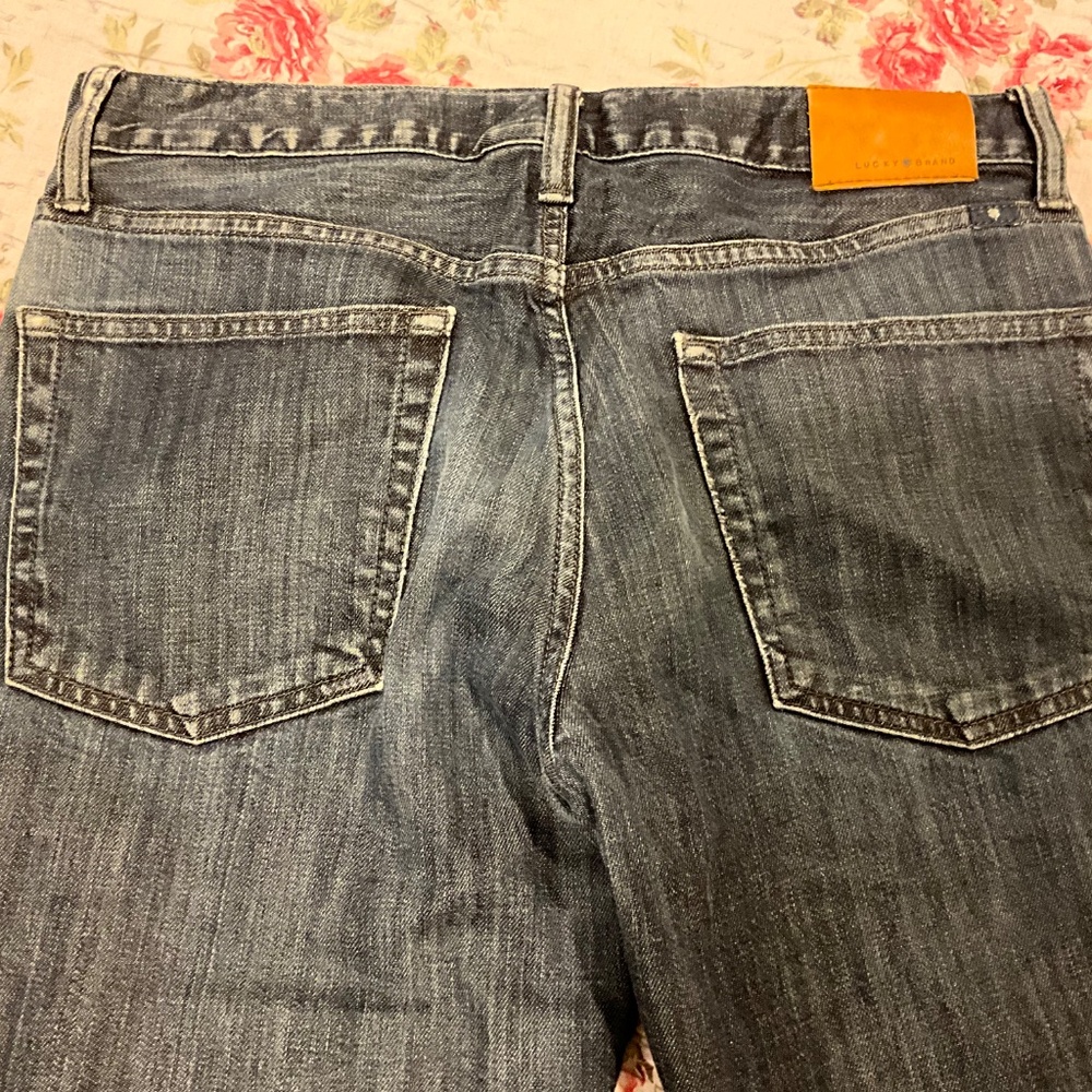 Lucky Brand 221 Original Straight Distressed Denim Men’s Jeans 32x34 32 34 - Picture 9 of 10